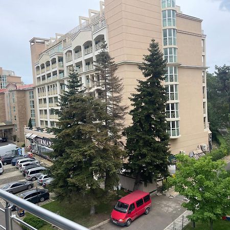Studio Kuban Lägenhet Slăntjev Brjag Exteriör bild