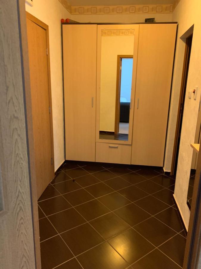 Studio Kuban Lägenhet Slăntjev Brjag Exteriör bild